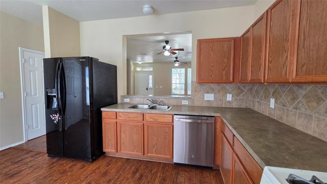 16751 Pine Castle Drive, Houston, TX 77095