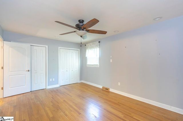 105 Hillandale Road, Seneca, SC 29672