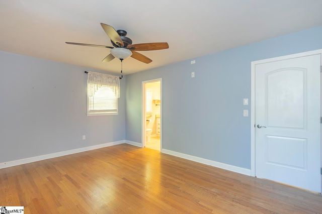 105 Hillandale Road, Seneca, SC 29672