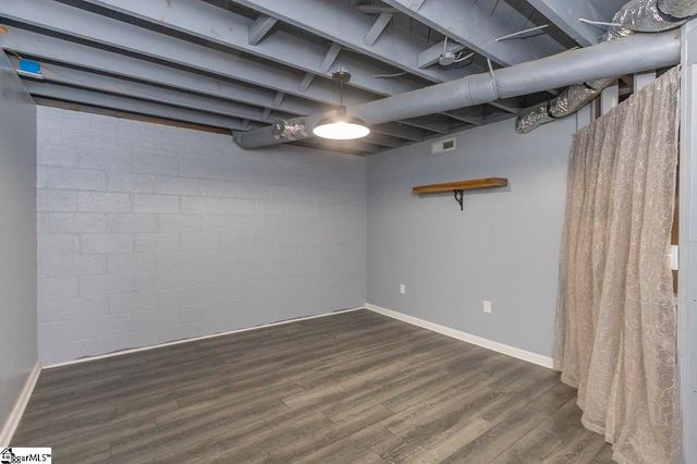 105 Hillandale Road, Seneca, SC 29672