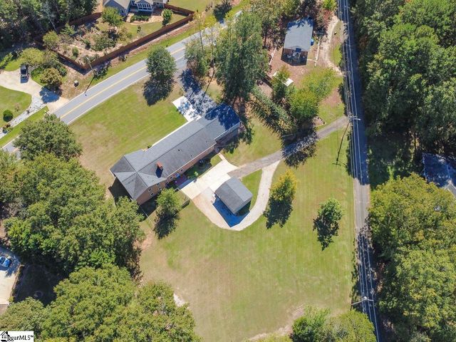 105 Hillandale Road, Seneca, SC 29672