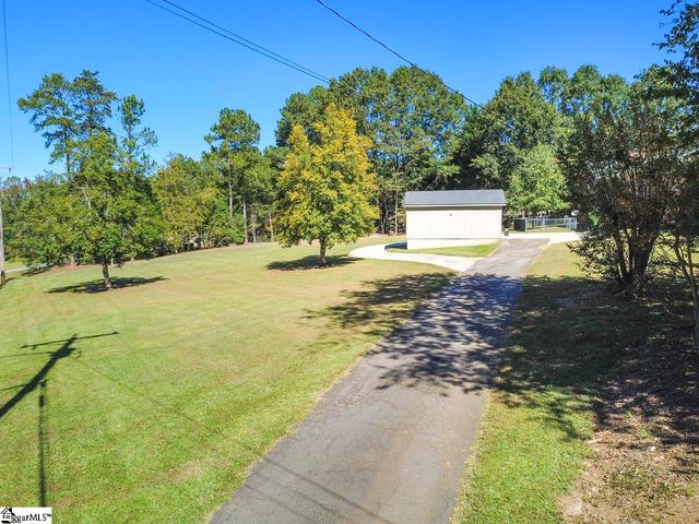 105 Hillandale Road, Seneca, SC 29672