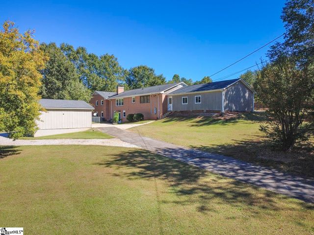 105 Hillandale Road, Seneca, SC 29672