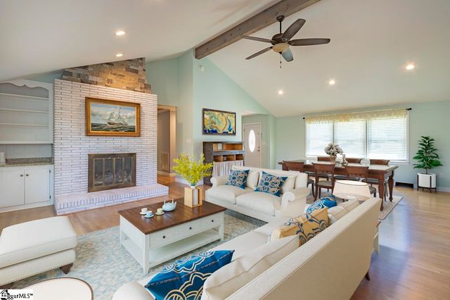 105 Hillandale Road, Seneca, SC 29672