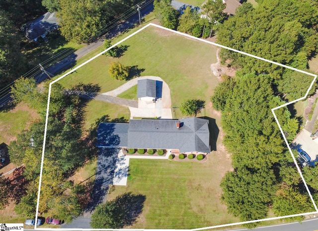 105 Hillandale Road, Seneca, SC 29672