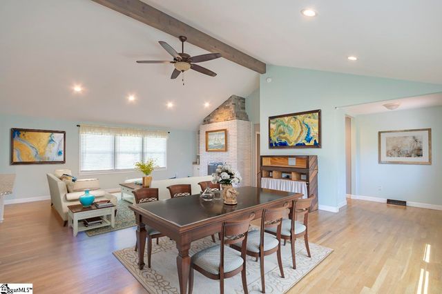 105 Hillandale Road, Seneca, SC 29672