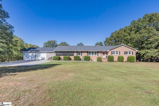 105 Hillandale Road, Seneca, SC 29672