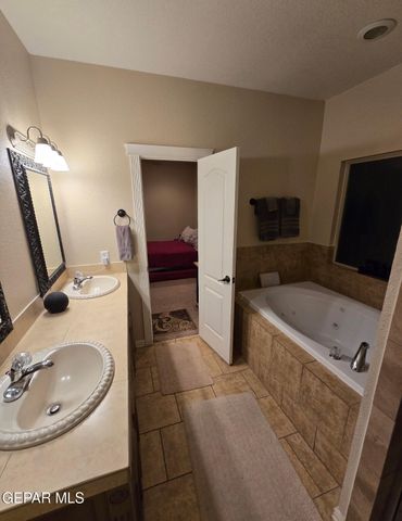 3713 Star beach Lane, El Paso, TX 79936