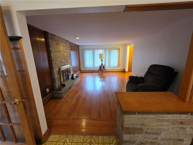 148 Wayland Avenue, Cranston, RI 02920