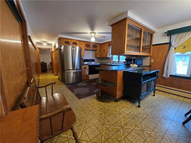 148 Wayland Avenue, Cranston, RI 02920