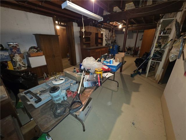 148 Wayland Avenue, Cranston, RI 02920