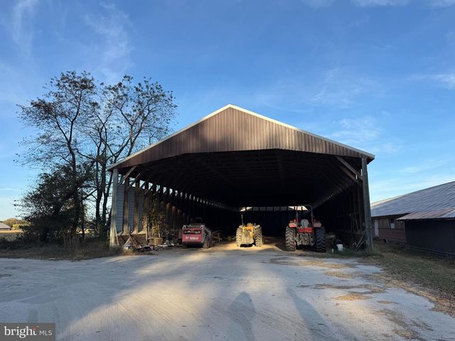 31568 MOUNT PLEASANT RD, Laurel, DE 19956