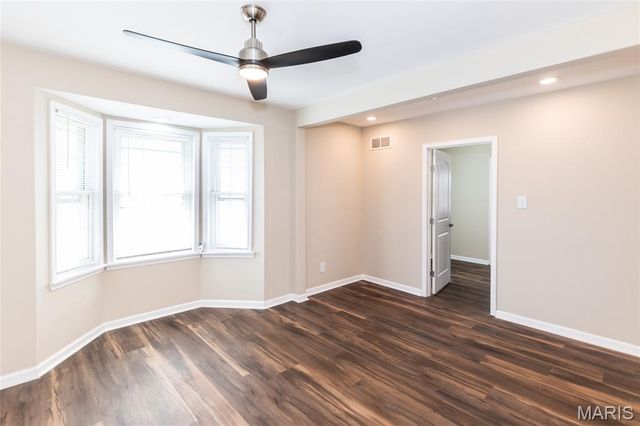 6019 Jackson Avenue, Berkeley, MO 63134