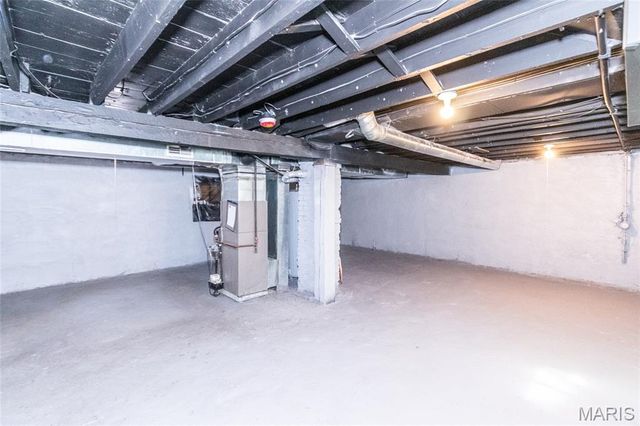 6019 Jackson Avenue, Berkeley, MO 63134