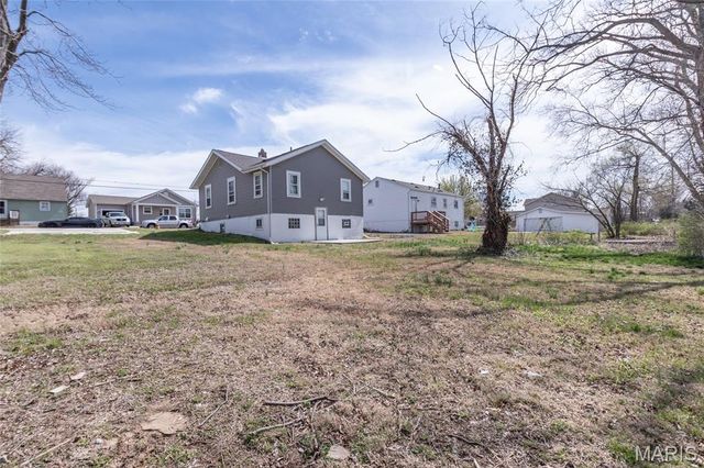 6019 Jackson Avenue, Berkeley, MO 63134