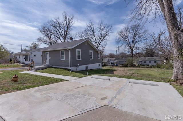 6019 Jackson Avenue, Berkeley, MO 63134