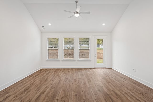 114 Portico Pl, La Vergne, TN 37086