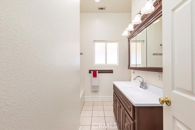 39330 Gray Squirrel, Temecula, CA 92592