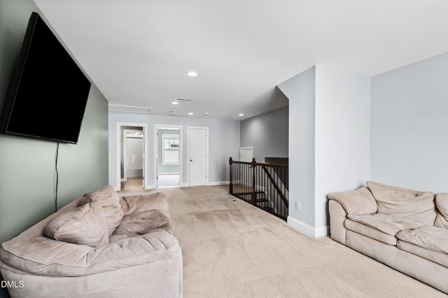 94 Wilders Woods Grove Lane, Clayton, NC 27527