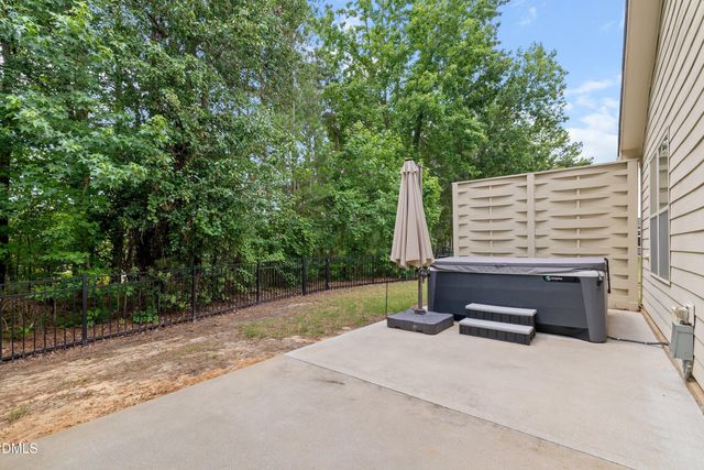 94 Wilders Woods Grove Lane, Clayton, NC 27527