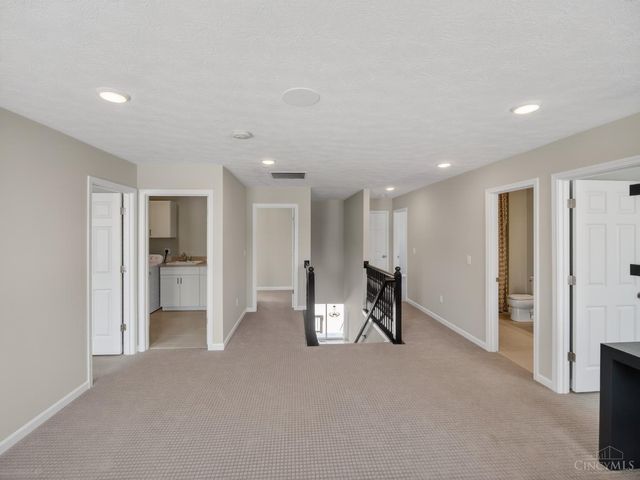 5467 Pacific Crest Lane, Fairfield Twp, OH 45011