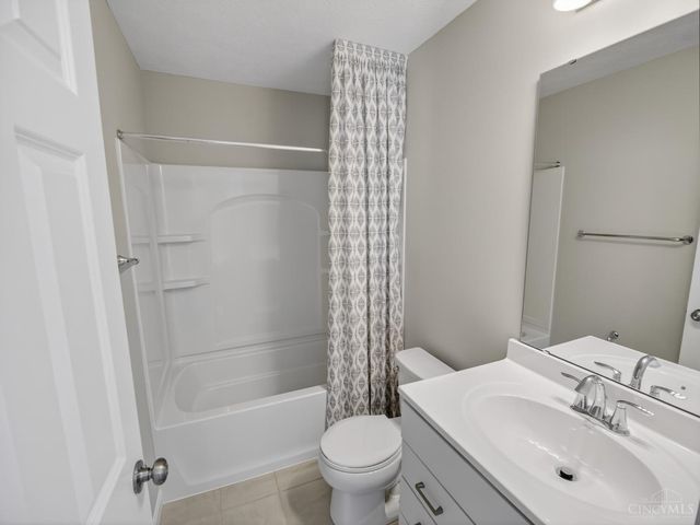 5467 Pacific Crest Lane, Fairfield Twp, OH 45011