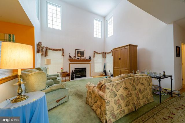 14 ENGLISH LA, Princeton, NJ 08540