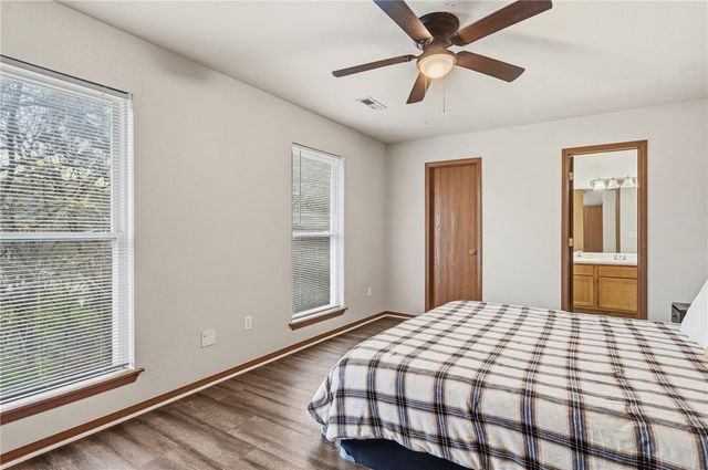 2252 & 2254 E Cinnamon Way, Fayetteville, AR 72703