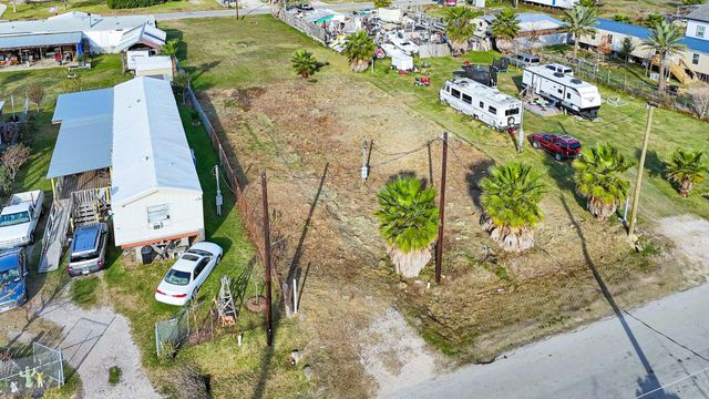 526 15th Street, Dickinson, TX 77539