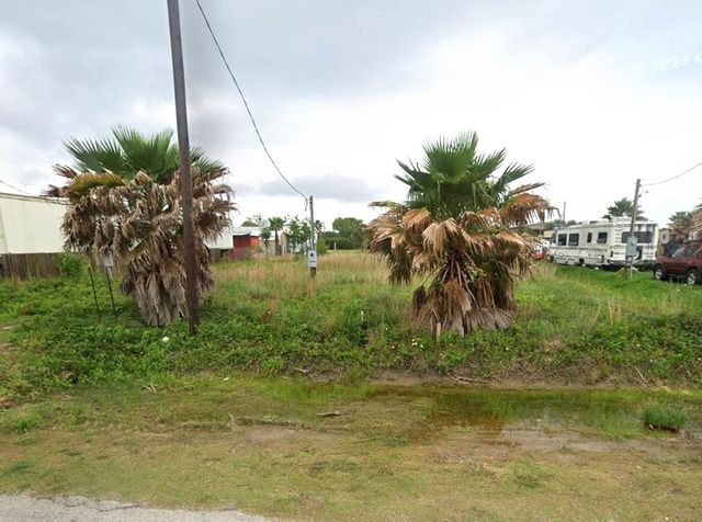 526 15th Street, Dickinson, TX 77539