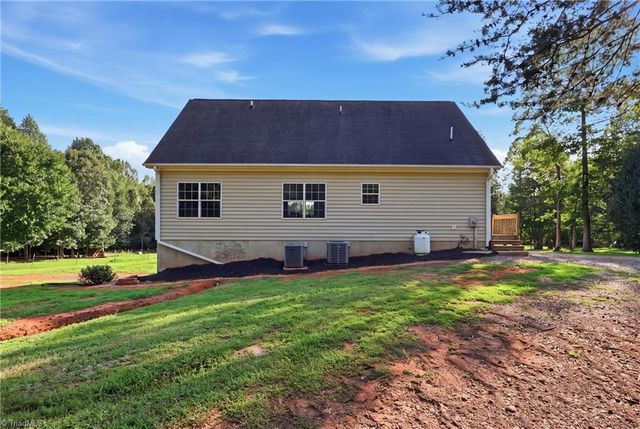 6193 Tri-county Drive, Gibsonville, NC 27249