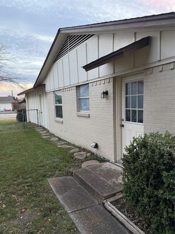 732 Pinehurst Drive, Richardson, TX 75080