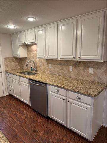 732 Pinehurst Drive, Richardson, TX 75080