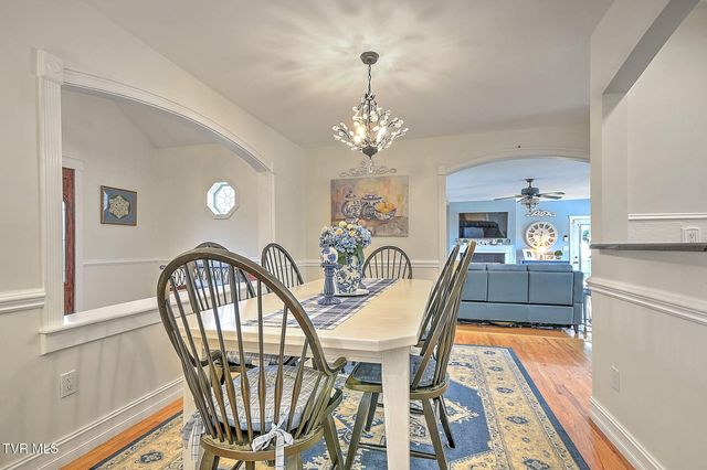 414 Carter Hill Road, Piney Flats, TN 37686