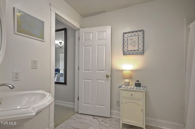 414 Carter Hill Road, Piney Flats, TN 37686