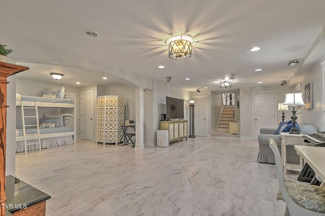 414 Carter Hill Road, Piney Flats, TN 37686