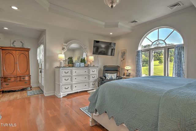 414 Carter Hill Road, Piney Flats, TN 37686
