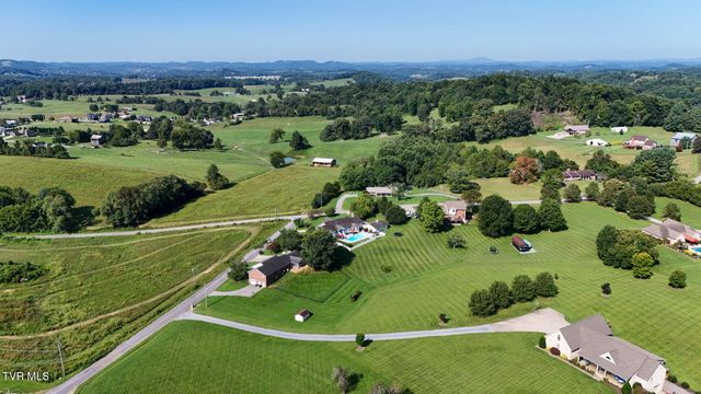 414 Carter Hill Road, Piney Flats, TN 37686