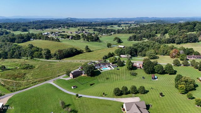 414 Carter Hill Road, Piney Flats, TN 37686