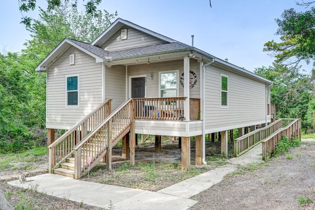 301 Bayou Drive, Channelview, TX 77530
