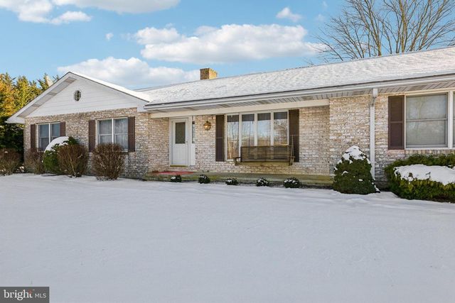 412 MARSTELLER RD, New Park, PA 17352