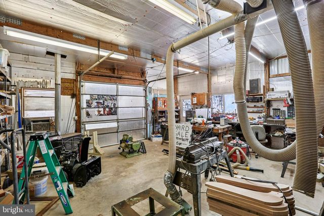 412 MARSTELLER RD, New Park, PA 17352