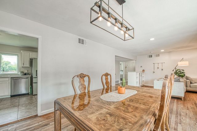 3334 N Harrison, Fresno, CA 93704