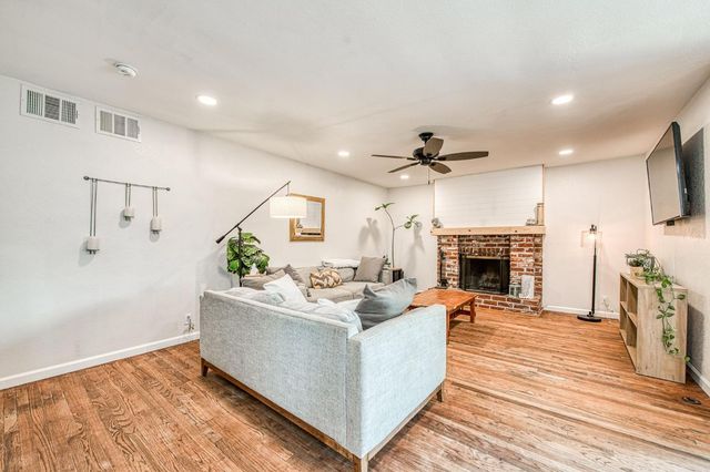 3334 N Harrison, Fresno, CA 93704