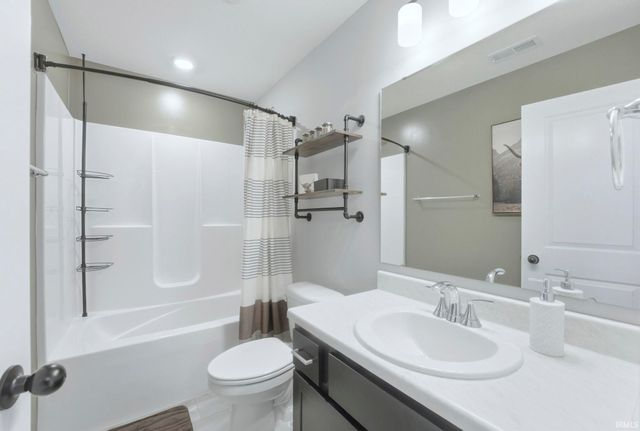 13119 Halen Hill Court, Fort Wayne, IN 46818