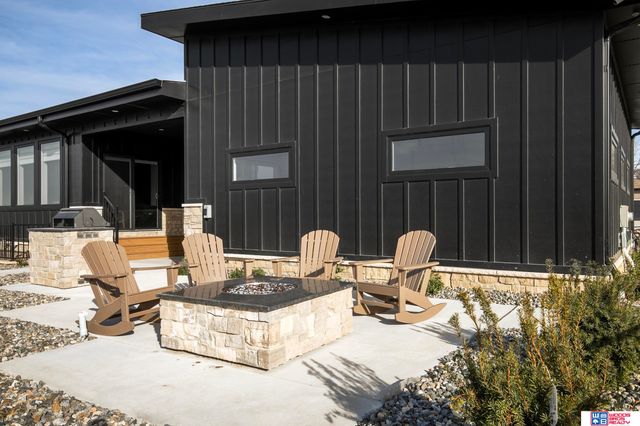 902 S Lakeview Way, Ashland, NE 68003