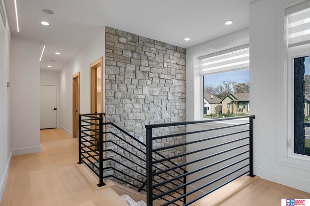 902 S Lakeview Way, Ashland, NE 68003