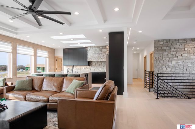 902 S Lakeview Way, Ashland, NE 68003