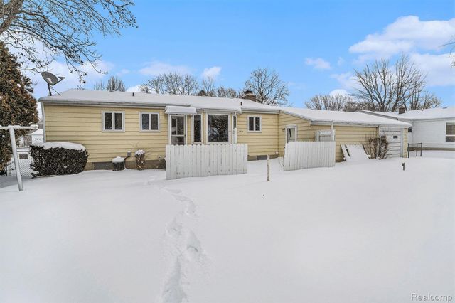 4418 Ashlawn Drive, Flint Charter Township, MI 48507