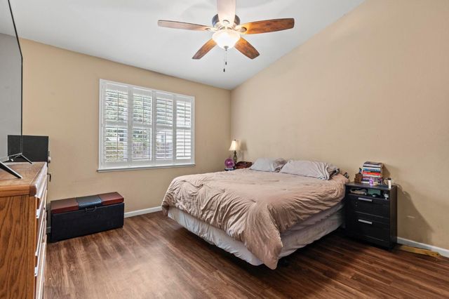 2441 Dove Ct, Yuba City, CA 95993